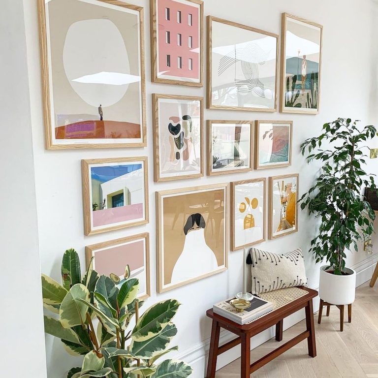 create a gallery wall using art prints